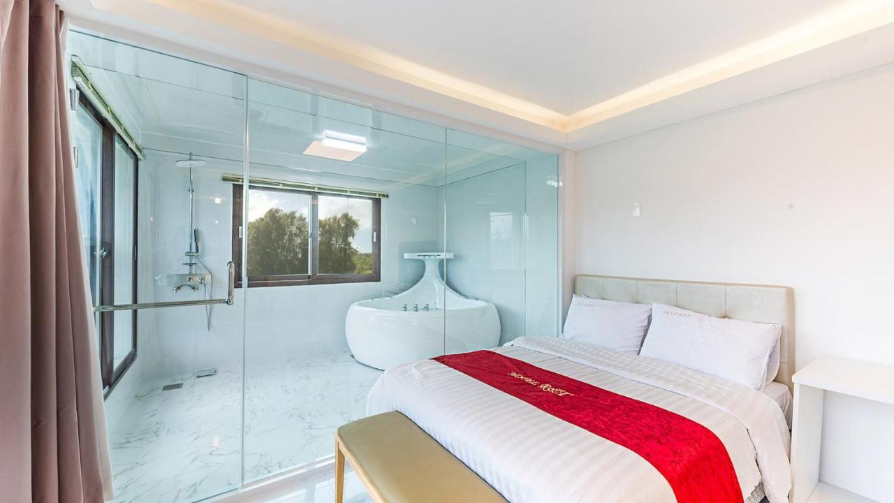 Castle Pool Resort Чечжу Екстер'єр фото